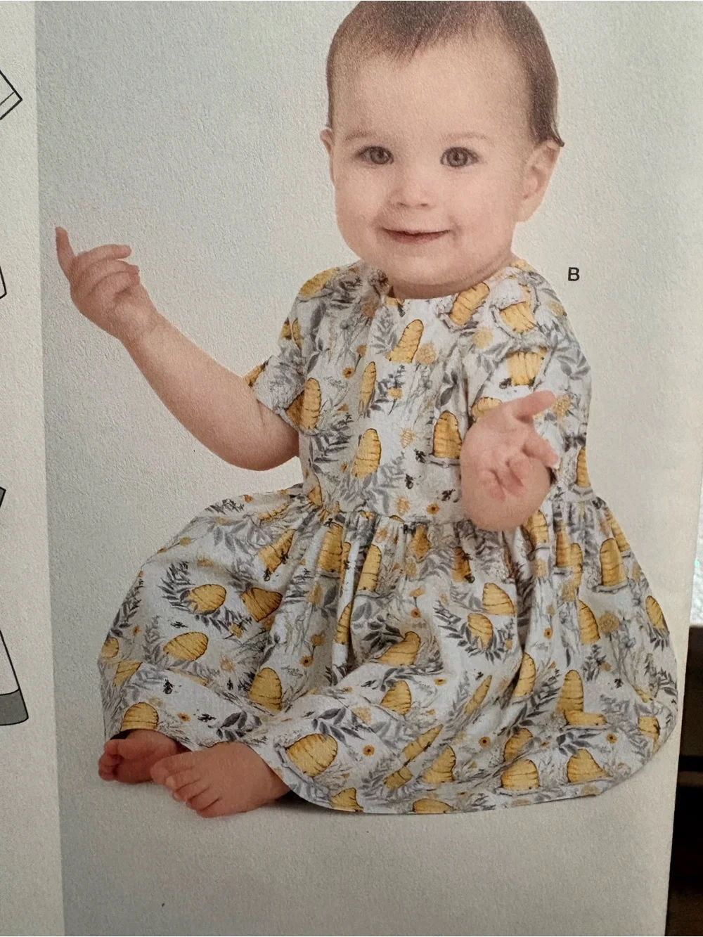BN UNCUT SIMPLICITY 9243 A TODDLER SEWING PATTERNS